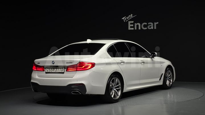 BMW 5 Series 2017 — 2