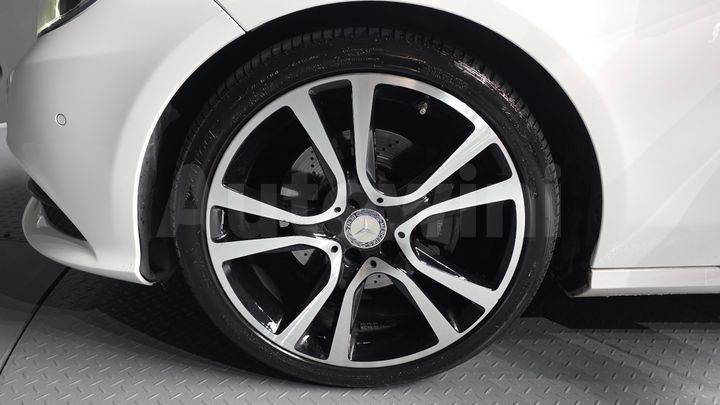 Mercedes-Benz E Class 2016 — 5