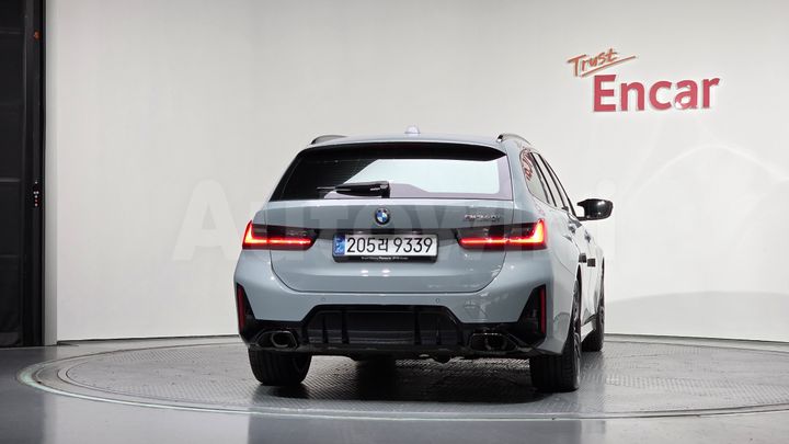 BMW 3 Series 2025 — 4