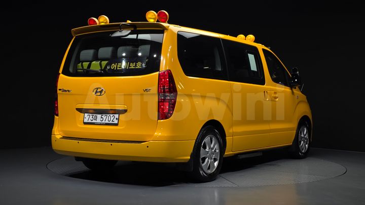 Hyundai Starex 2019 — 3