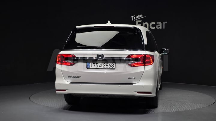 Honda Odyssey 2023 — 4