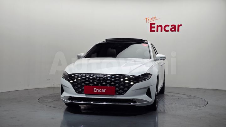 Hyundai Grandeur 2022 — 3