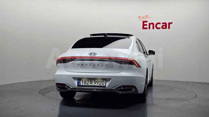 Hyundai Grandeur 2022 — 4