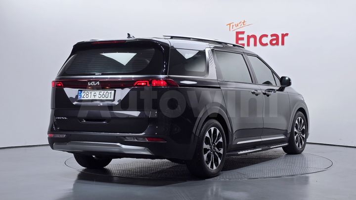 Kia Carnival 2022 — 2