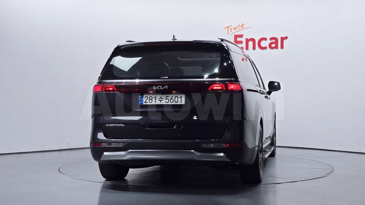 Kia Carnival 2022 — 4