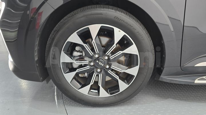 Kia Carnival 2022 — 5