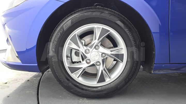 Hyundai Avante 2023 — 5