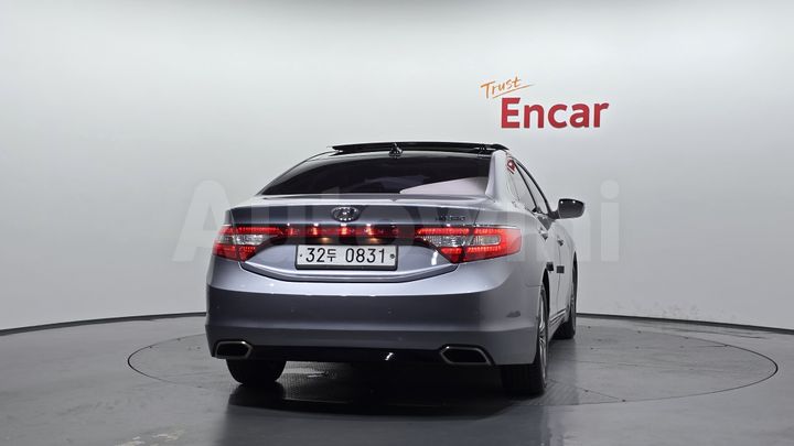 Hyundai Grandeur 2016 — 4