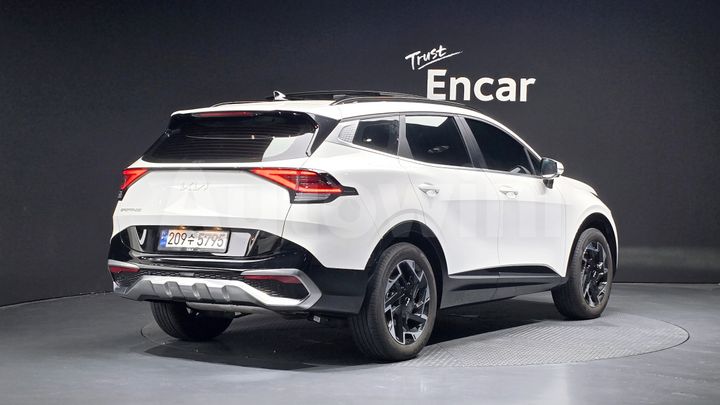 Kia Sportage 2023 — 2