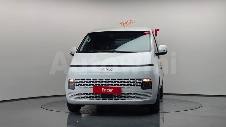 Hyundai Staria 2023 — 3