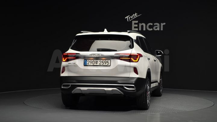 Kia Seltos 2023 — 4