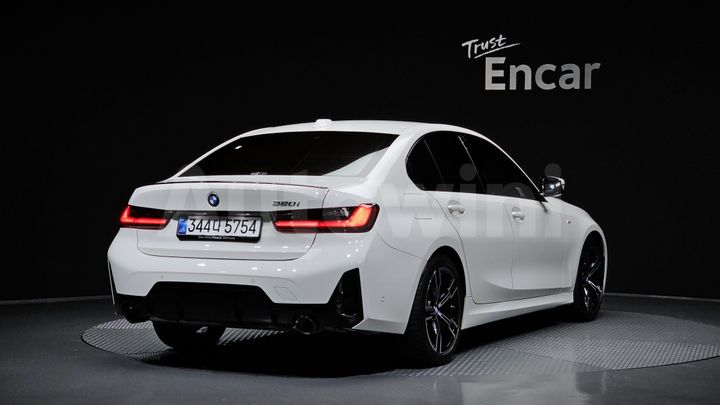 BMW 3 Series 2025 — 2