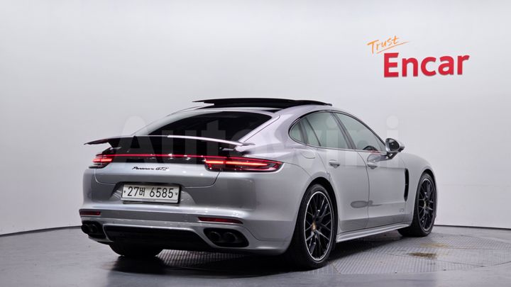 Porsche Panamera 2019 — 2