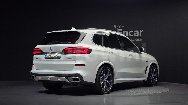 BMW X5 2022 — 2