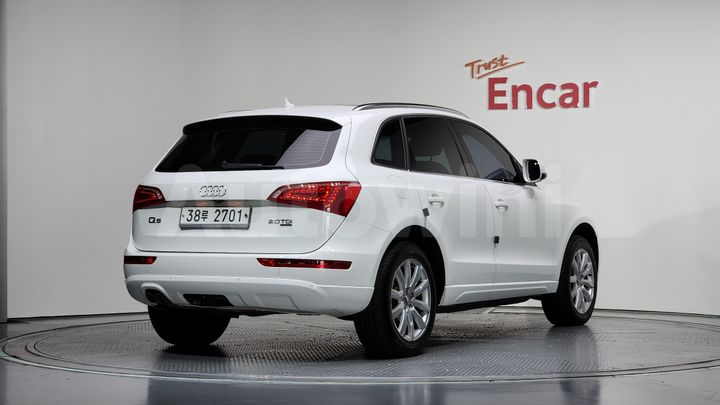 Audi Q5 2012 — 2