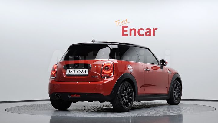 Mini Cooper 2017 — 2