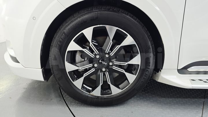 Kia Carnival 2023 — 5