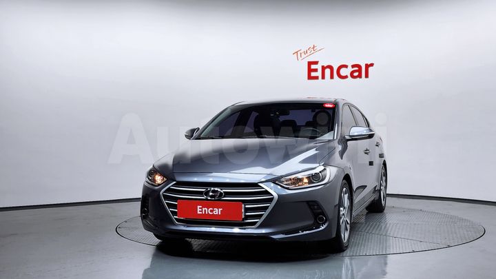 Hyundai Avante 2018 — 4