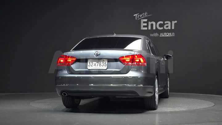 Volkswagen Passat 2015 — 4