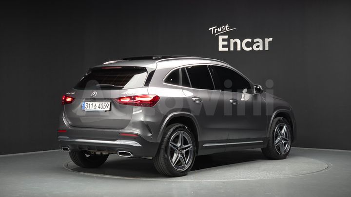 Mercedes Benz GLA Class