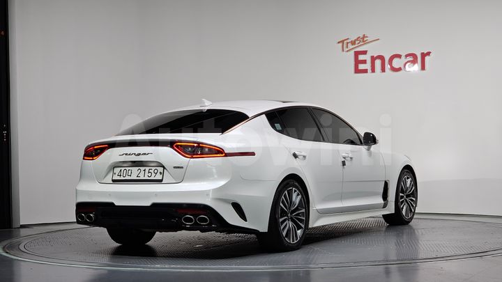 Kia Stinger 2018 — 2