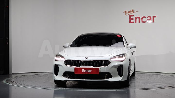 Kia Stinger 2018 — 3