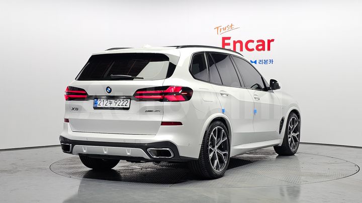 BMW X5 2025 — 2