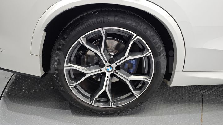 BMW X5 2025 — 5