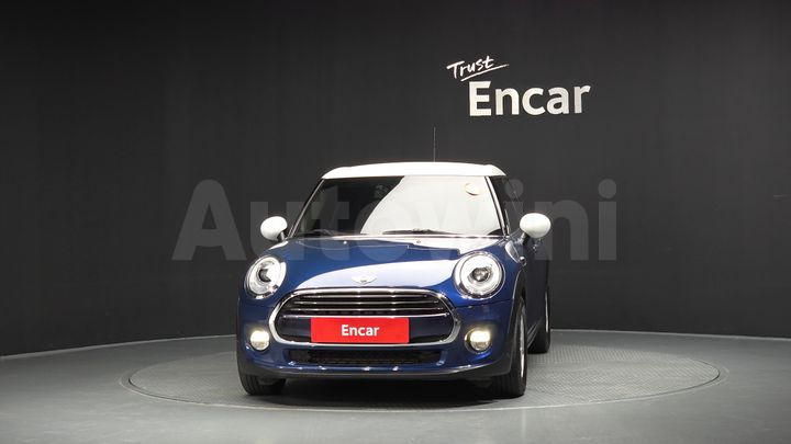 Mini Cooper 2018 — 3