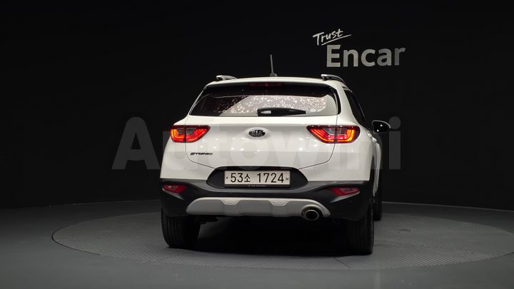 Kia Stonic 2018 — 4