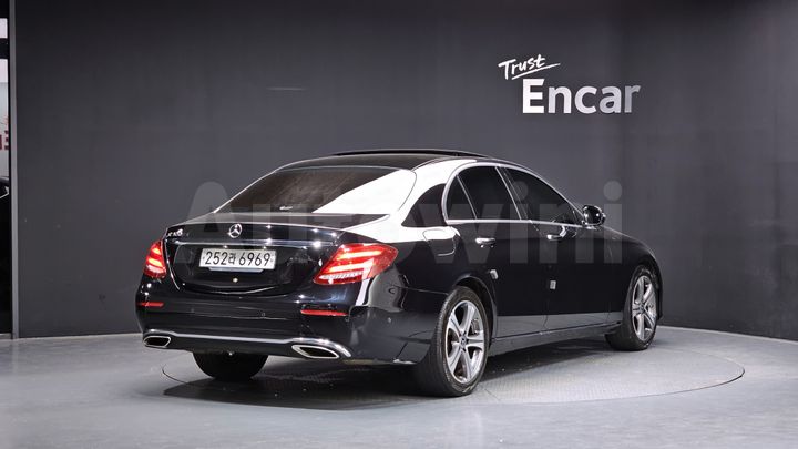 Mercedes-Benz E Class 2019 — 2