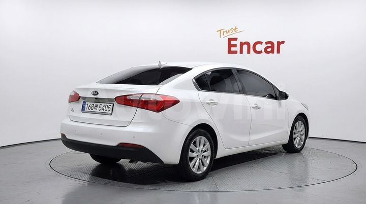 Kia K3 2015 — 2