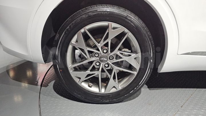Genesis GV70 2023 — 5