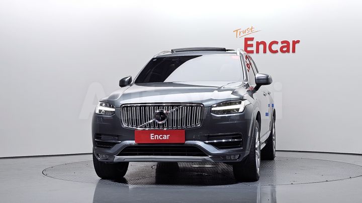 Volvo XC90 2017 — 3