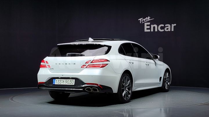 Genesis G70 2023 — 2