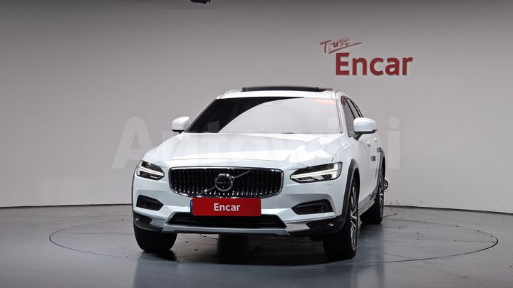Volvo V90