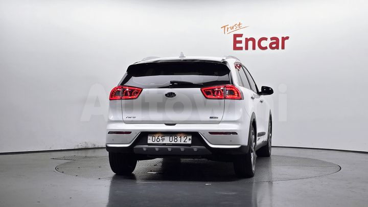 Kia Niro 2017 — 3