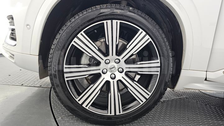 Volvo XC90 2021 — 5