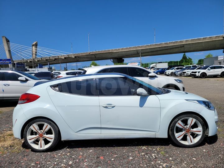Hyundai Veloster 2012 — 4