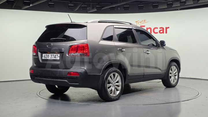 Kia Sorento 2011 — 2