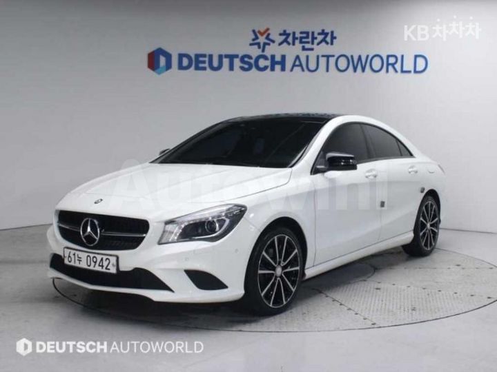 Mercedes Benz CLA Class