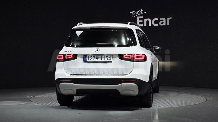 Mercedes-Benz GLB Class 2021 — 4