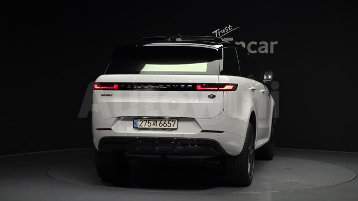 Land Rover Range Rover Sport 2023 — 4