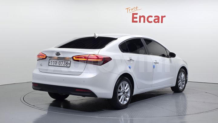 Kia K3 2016 — 2