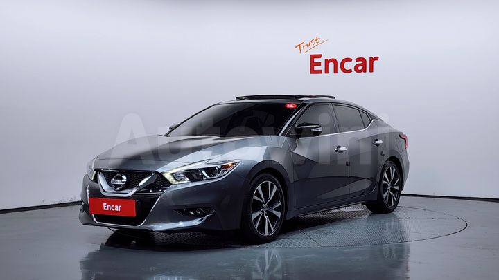 Nissan Maxima