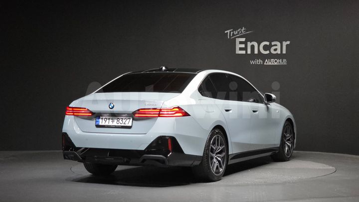 BMW 5 Series 2024 — 2
