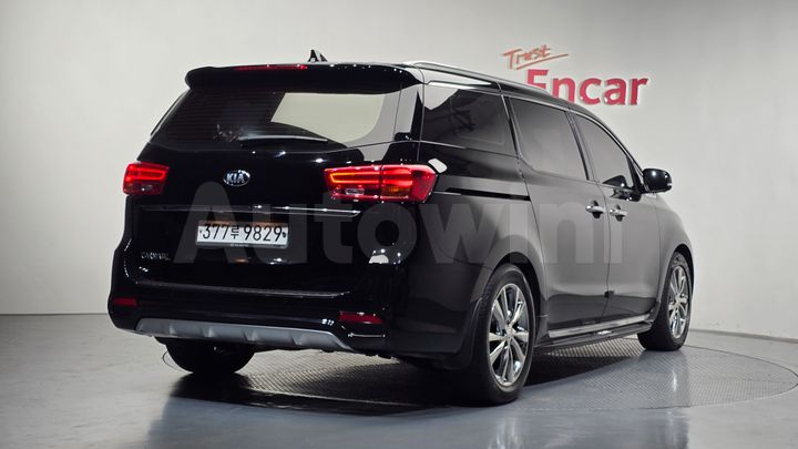 Kia Carnival 2020 — 2