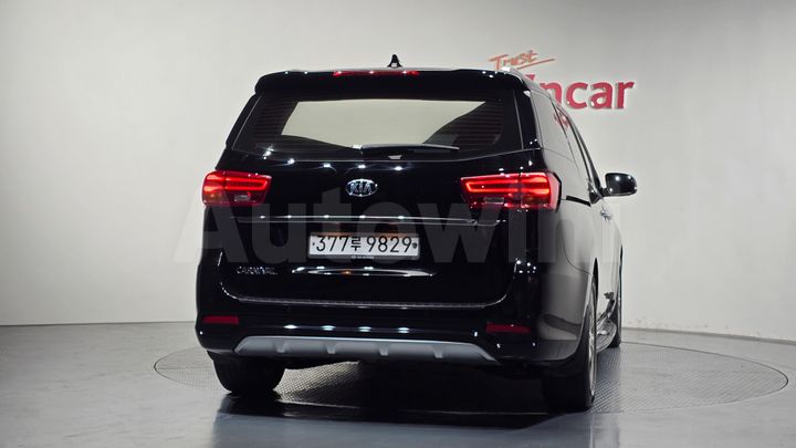 Kia Carnival 2020 — 4