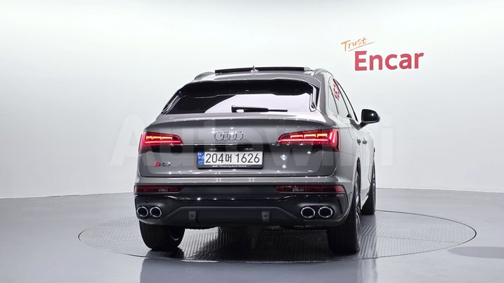 Audi SQ5 2023 — 4