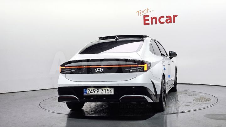 Hyundai Sonata 2024 — 4